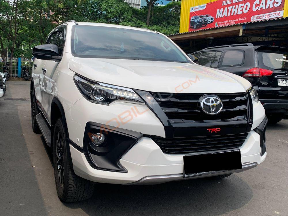 Mobil Toyota Fortuner 2019