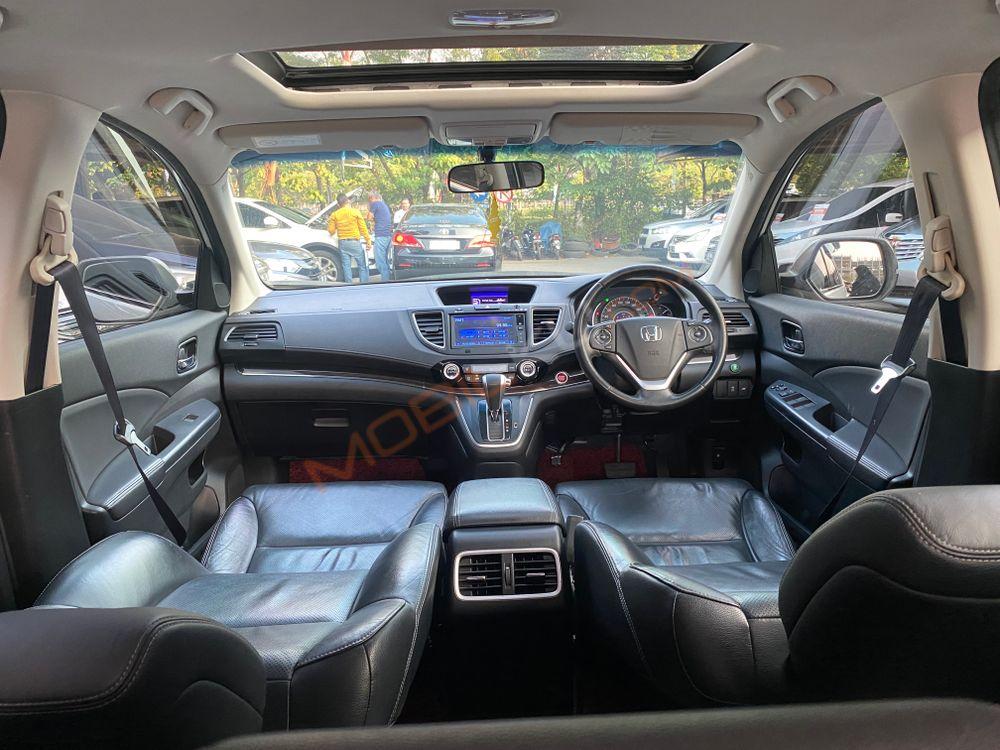 Mobil Honda CR-V 2015