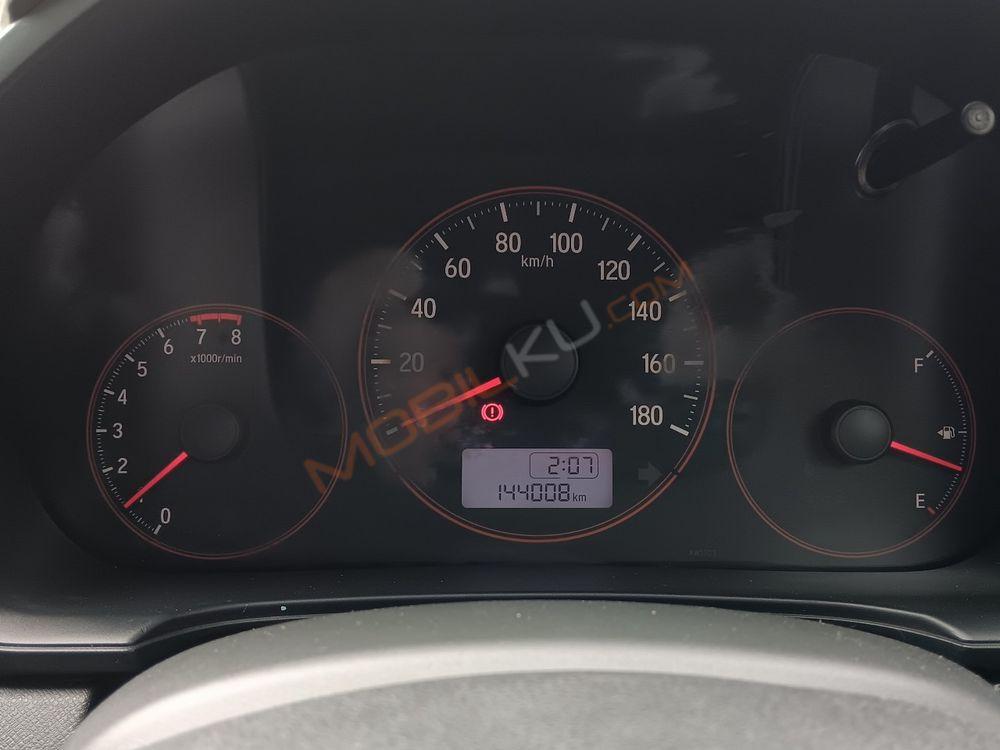 Mobil Honda Mobilio 2016