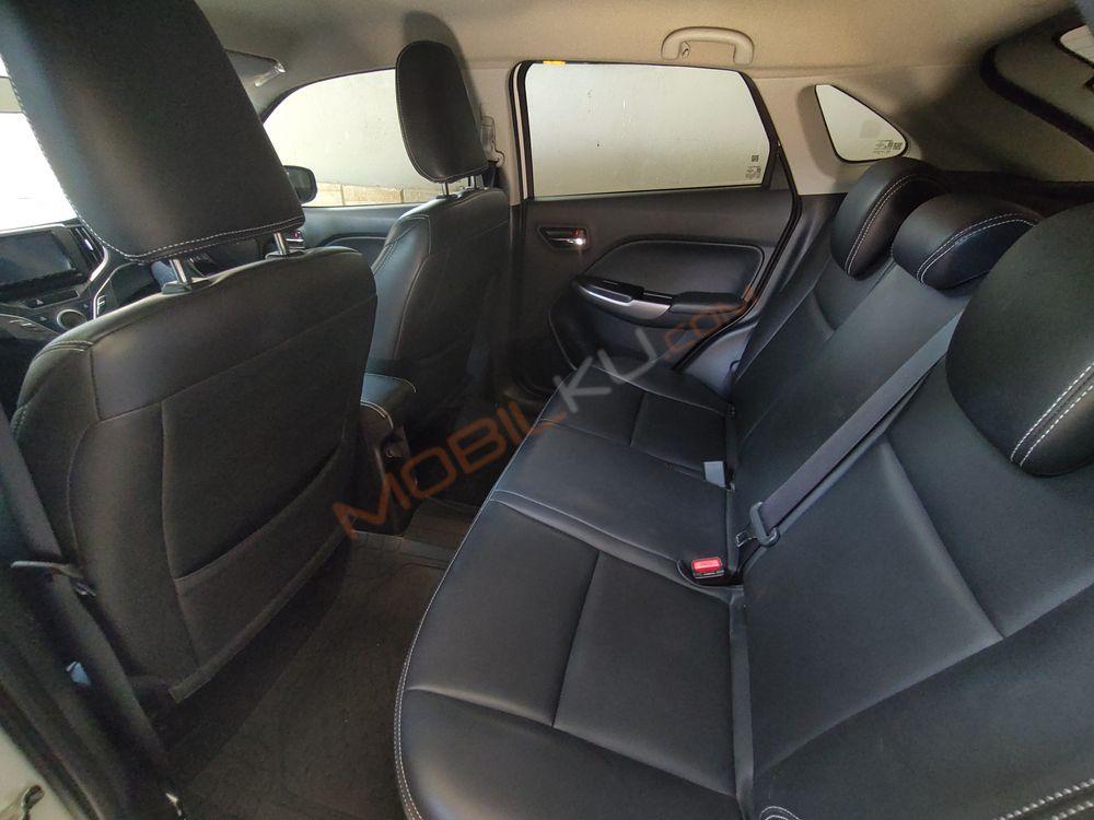 Mobil Suzuki Baleno 2019