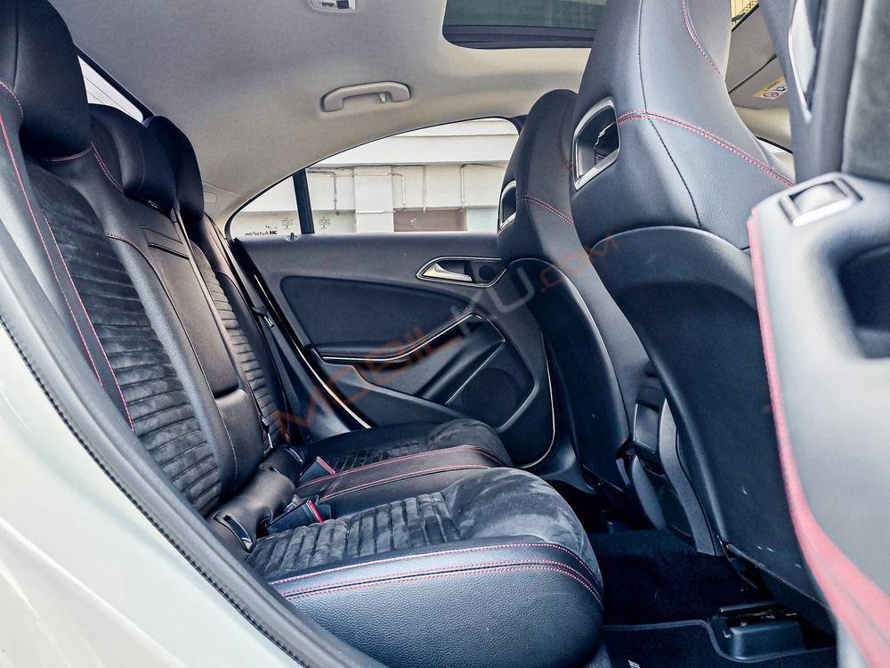 Mobil Mercedes-Benz CLA 2016