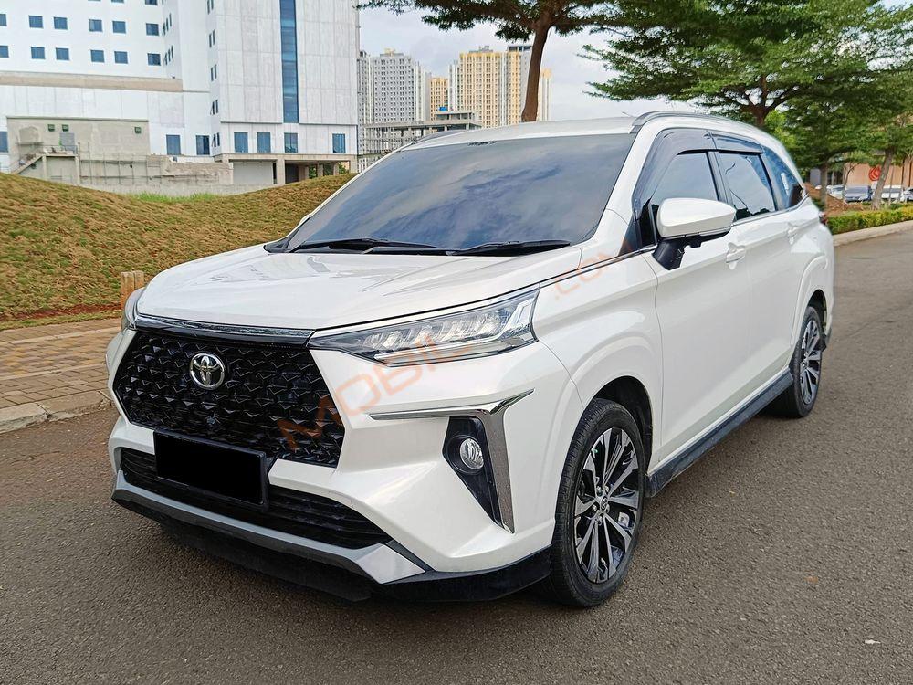 Mobil Toyota Avanza 2023