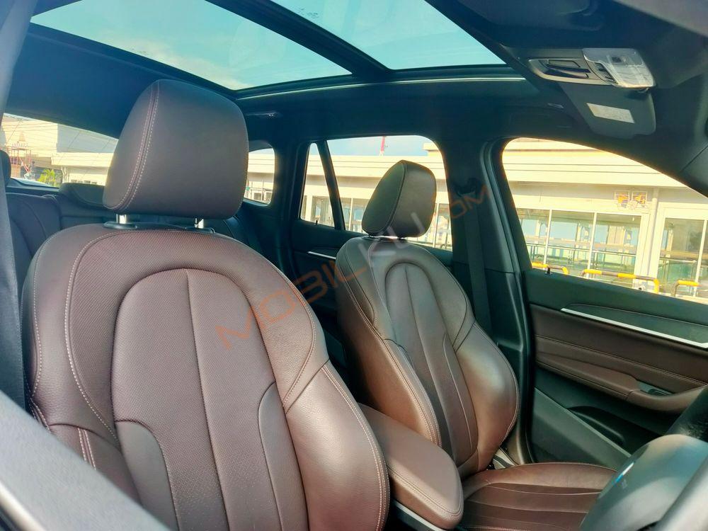 Mobil BMW X1 2019