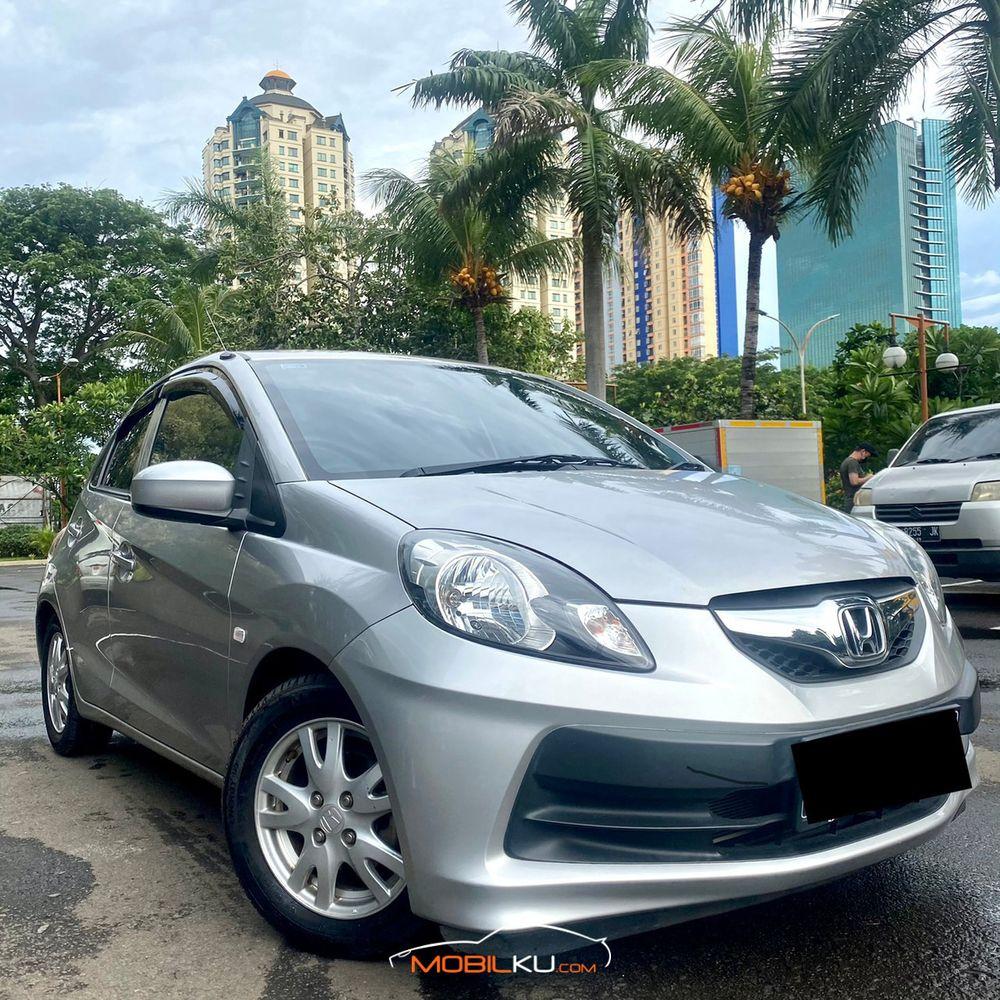Mobil Honda Brio 2013