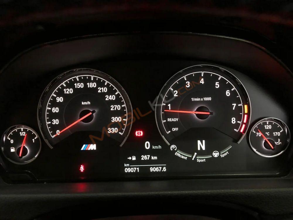 Mobil BMW 3 Series 2017