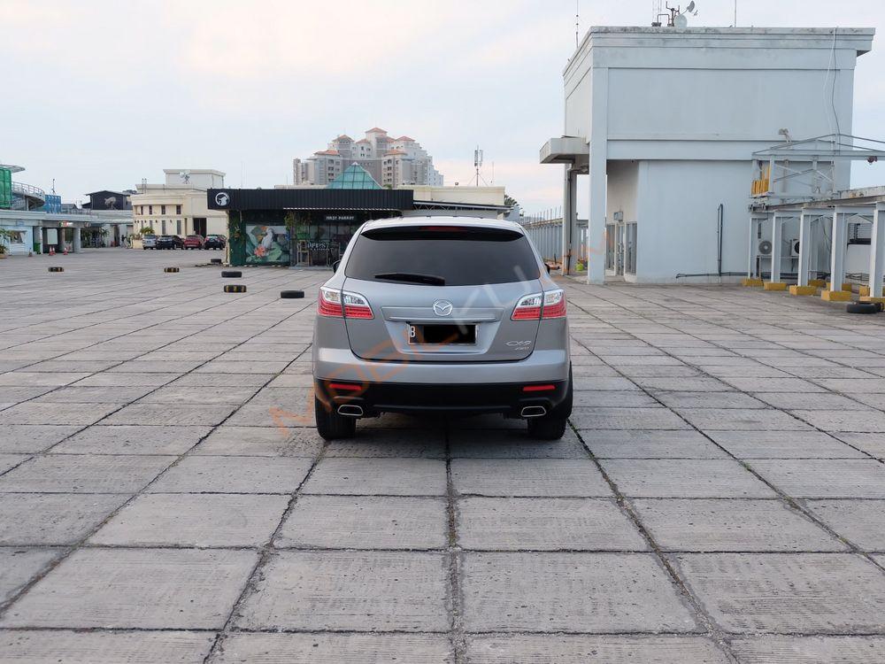 Mobil Mazda CX-9 2011