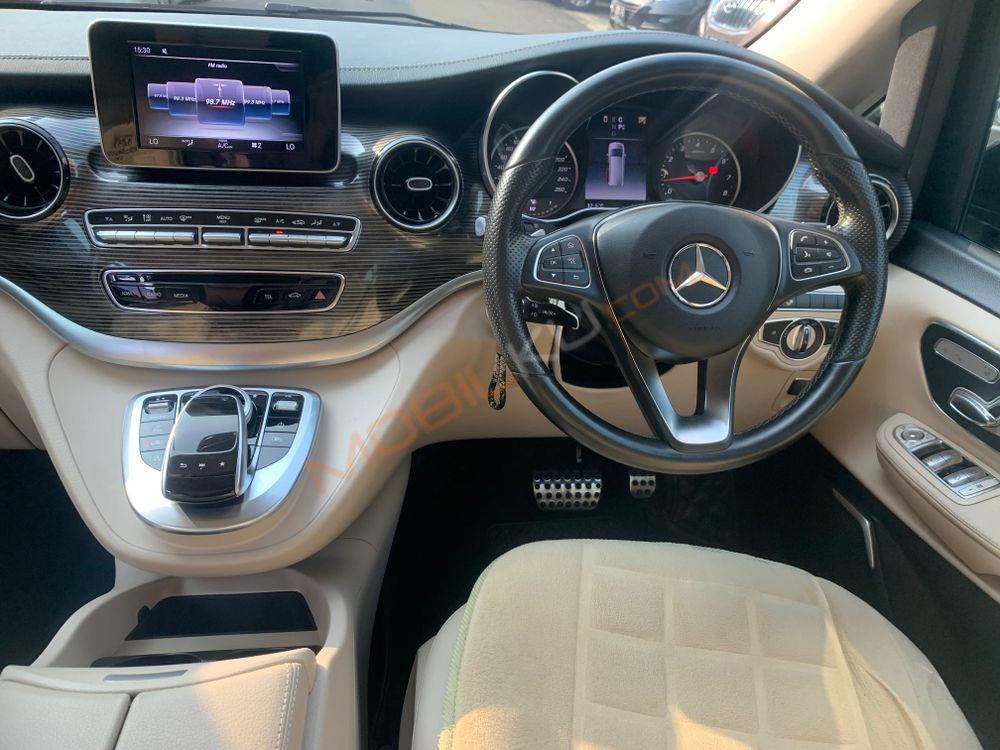 Mobil Mercedes-Benz V-Class 2019