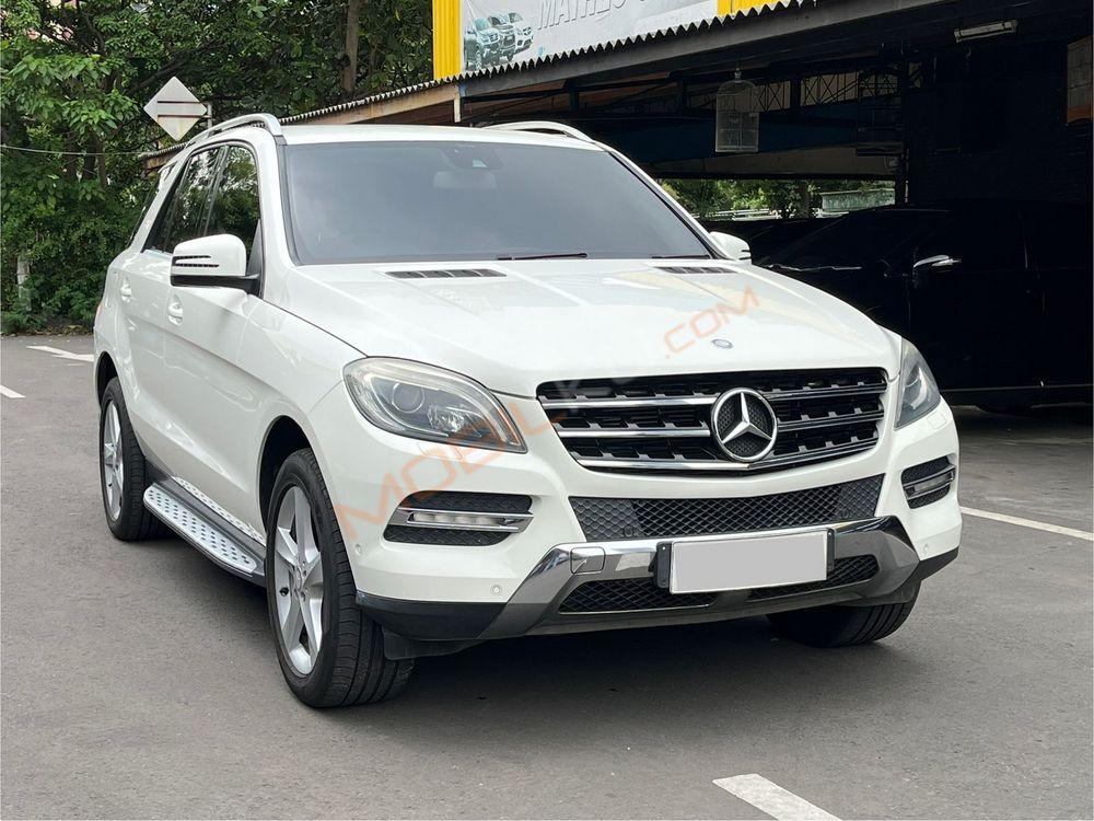 Mobil Mercedes-Benz ML 2013