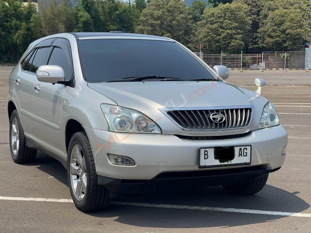 Mobil Toyota Harrier 2008