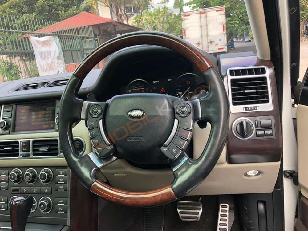 Mobil Range Rover Autobiography 2012