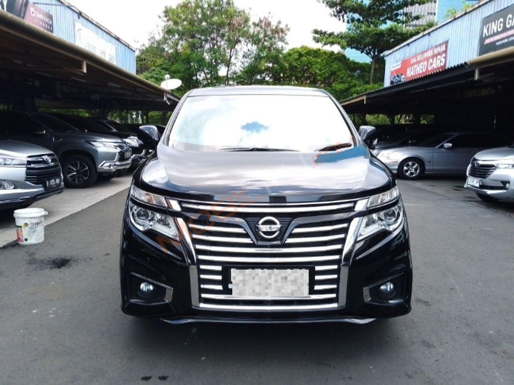 Mobil Hyundai H-1 2014