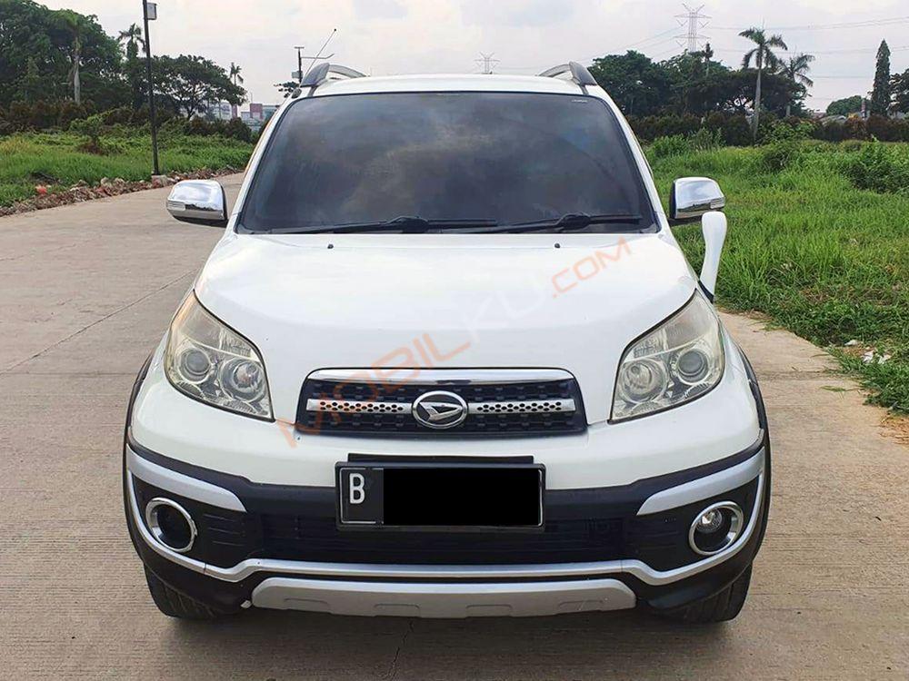 Mobil Daihatsu Terios 2014