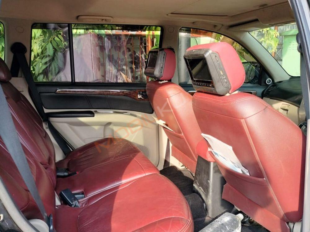 Mobil Mitsubishi Pajero Sport 2012