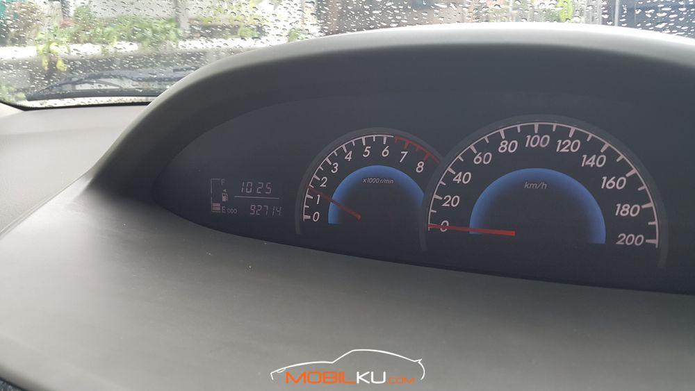 Mobil Toyota Vios 2012