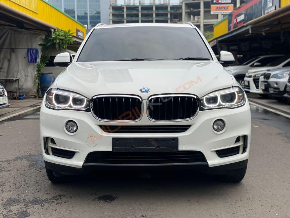 Mobil BMW X5 2016