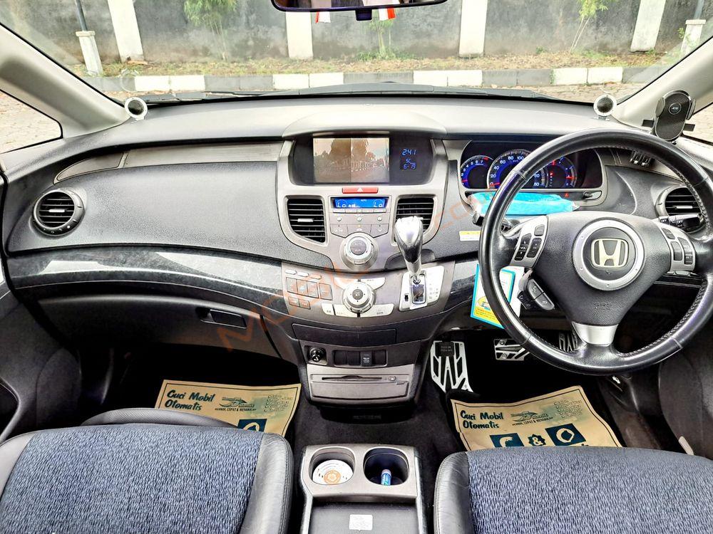Mobil Honda Odyssey 2007