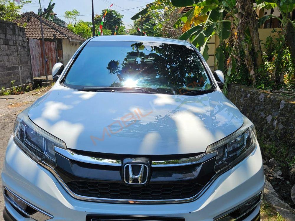 Mobil Honda CR-V 2015