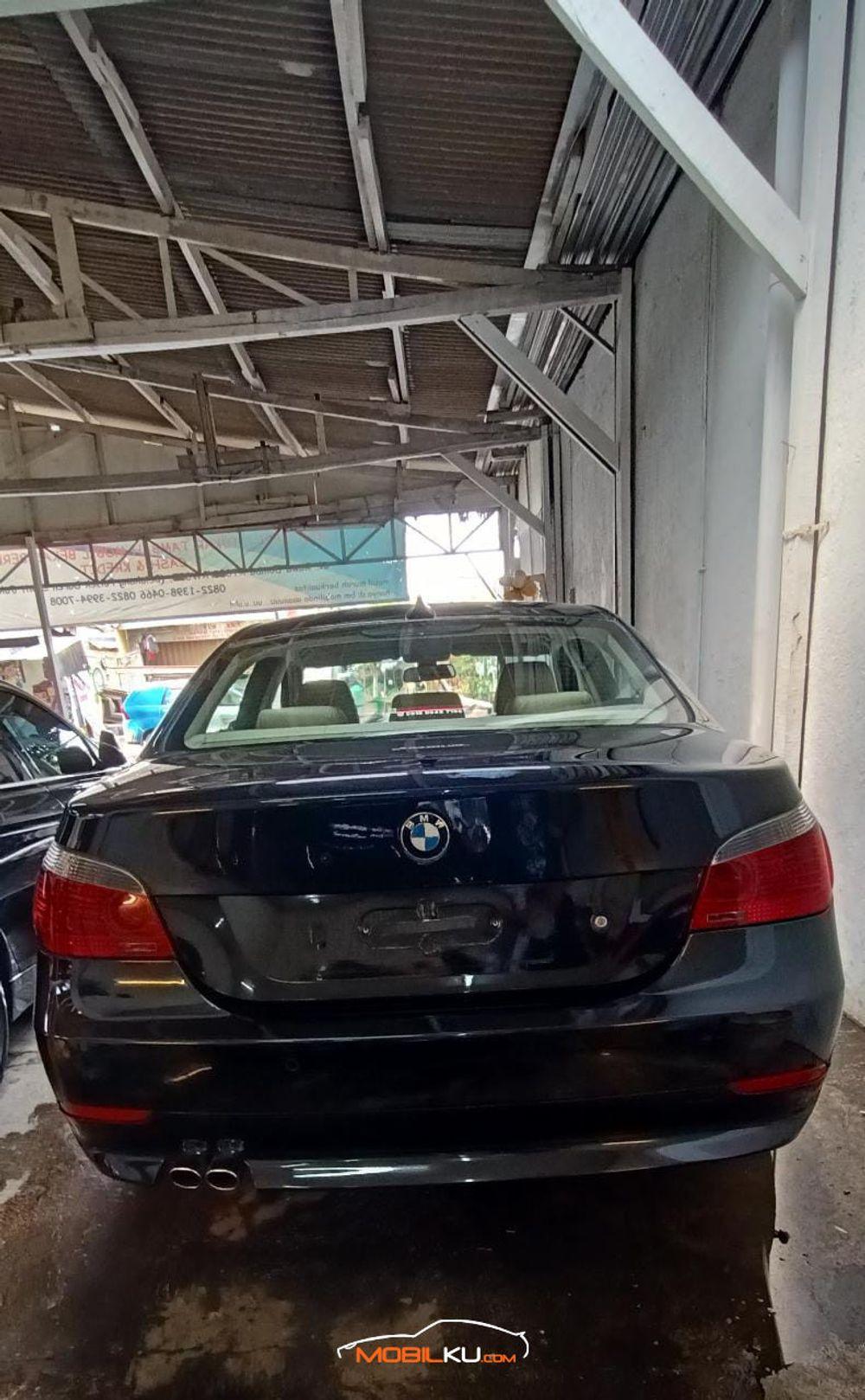 Mobil BMW 5 Series 2007