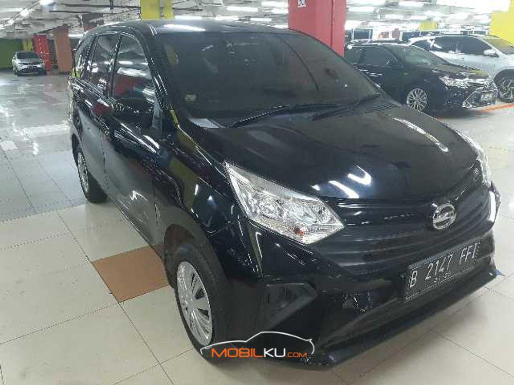 Mobil Daihatsu Sigra 2018