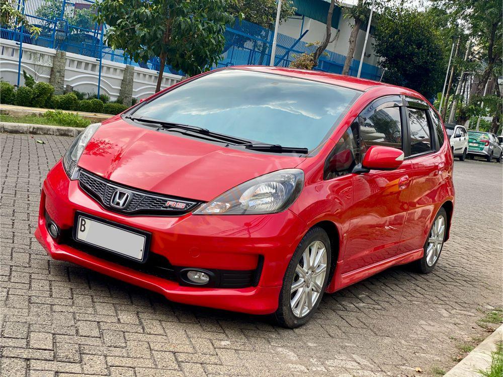 Mobil Honda Jazz 2014