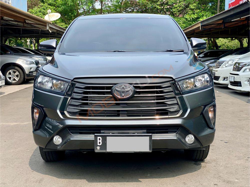 Mobil Toyota Kijang Innova 2022
