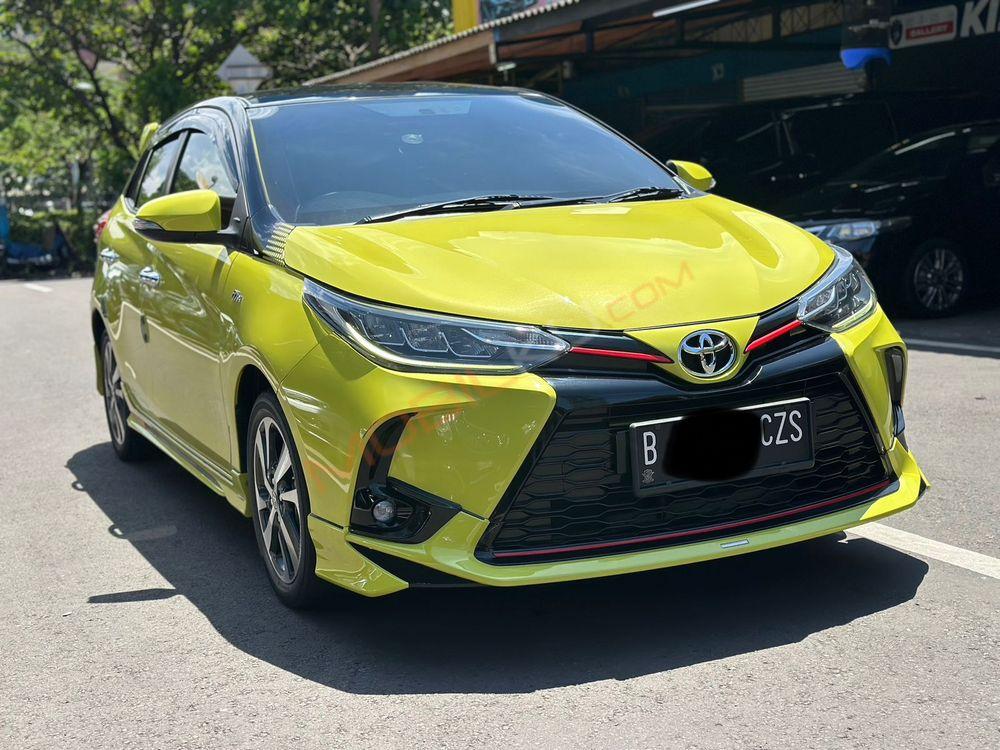 Mobil Toyota Yaris 2021
