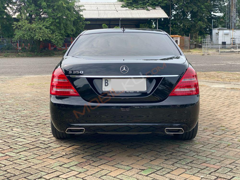 Mobil Mercedes-Benz S-Class 2011