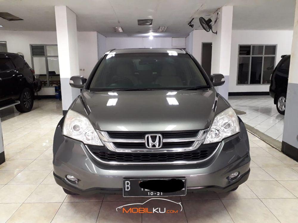 Mobil Honda CR-V 2011