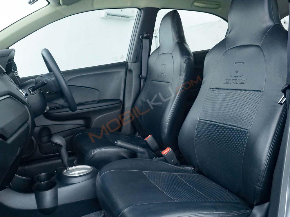 Mobil Honda Brio 2020