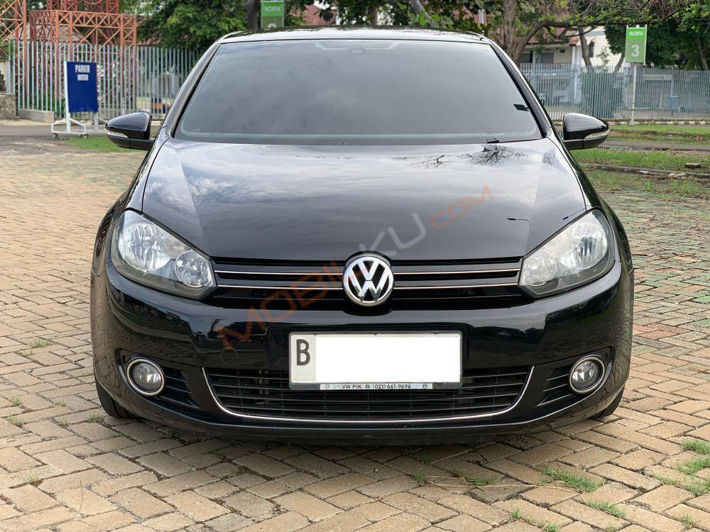 Mobil Volkswagen Golf 2013