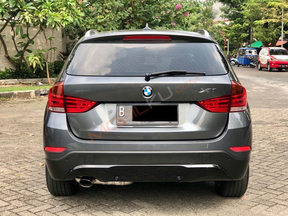 Mobil BMW X1 2015
