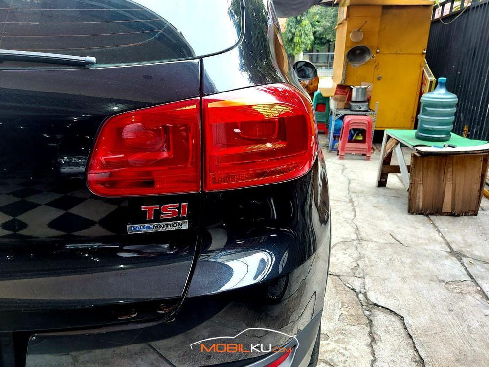 Mobil Volkswagen Tiguan 2015