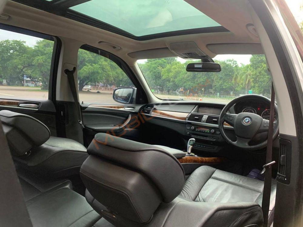 Mobil BMW X5 2008