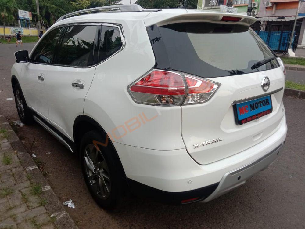 Mobil Nissan X-Trail 2016