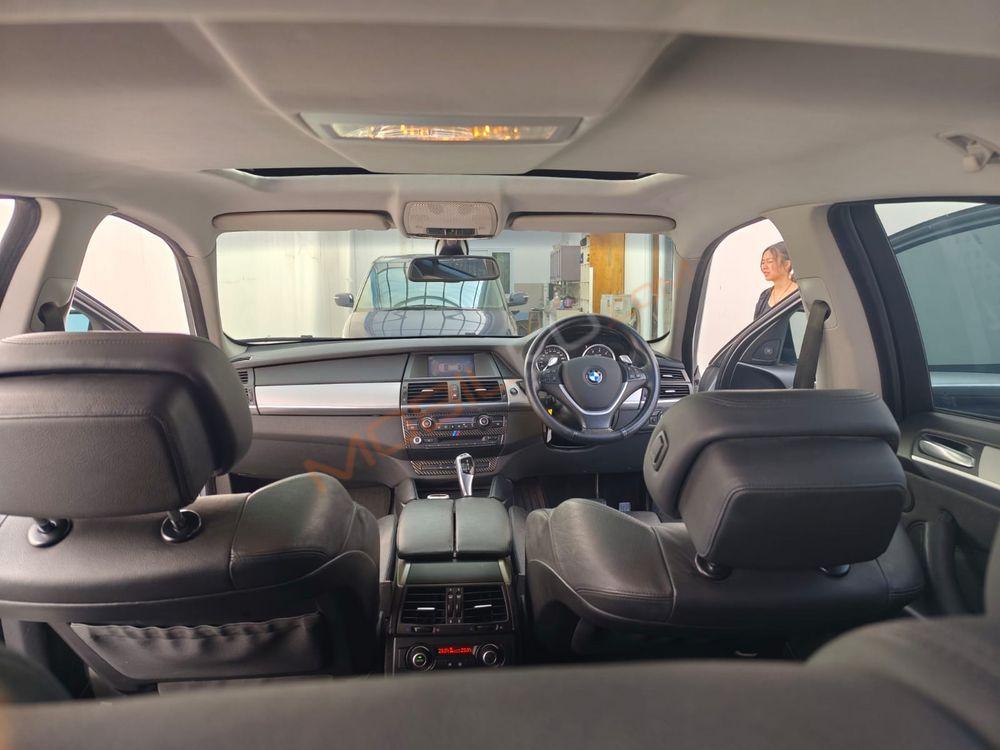 Mobil BMW X6 2010