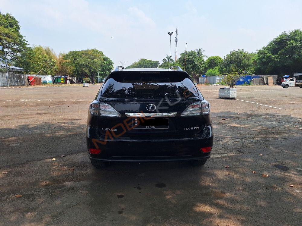 Mobil Lexus RX 2011