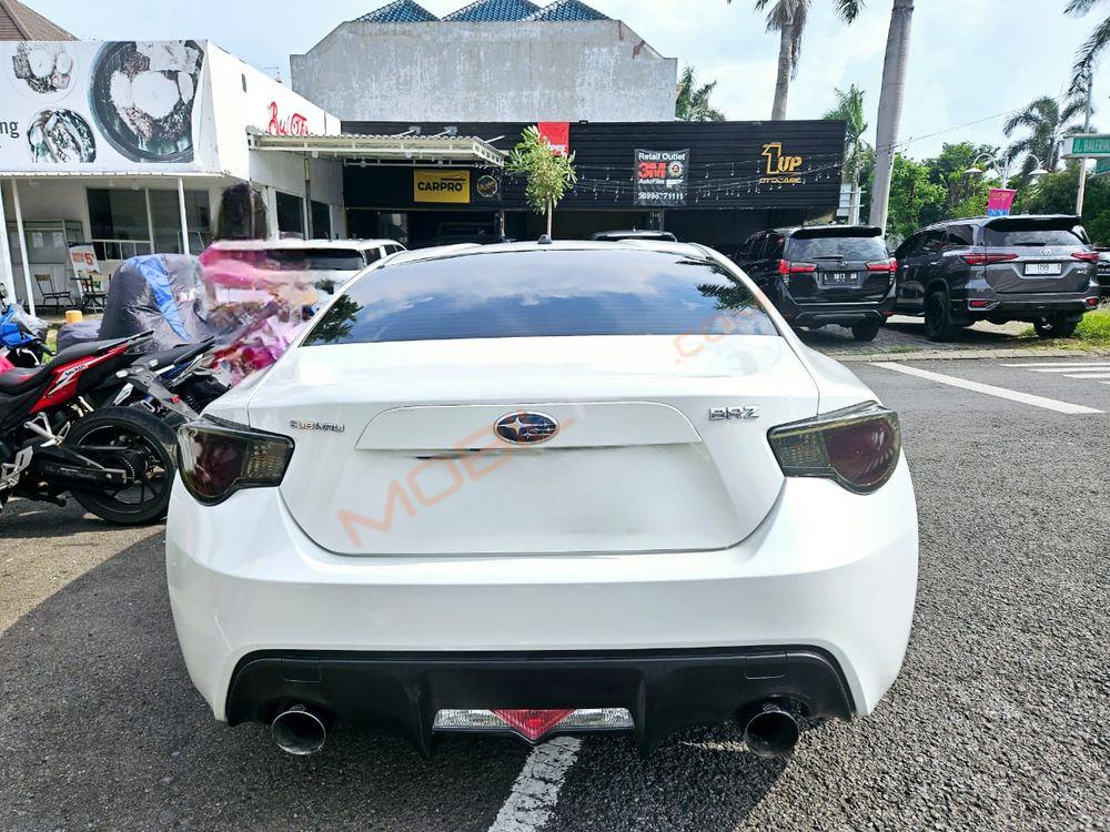 Mobil Subaru BRZ 2013