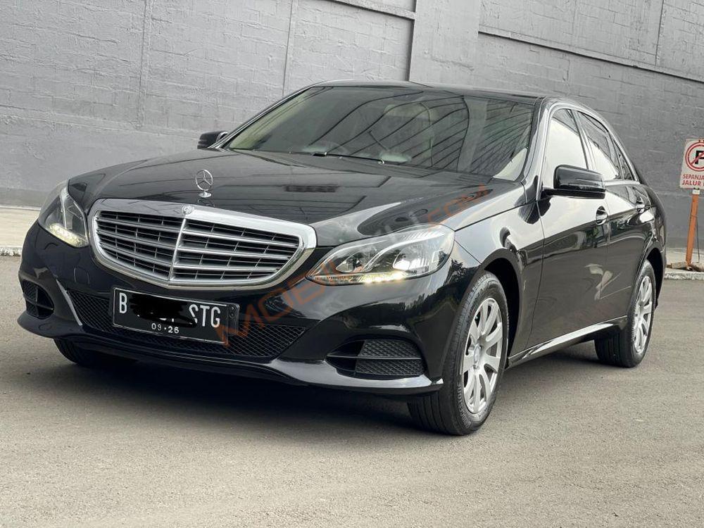Mobil Mercedes-Benz E-Class 2016