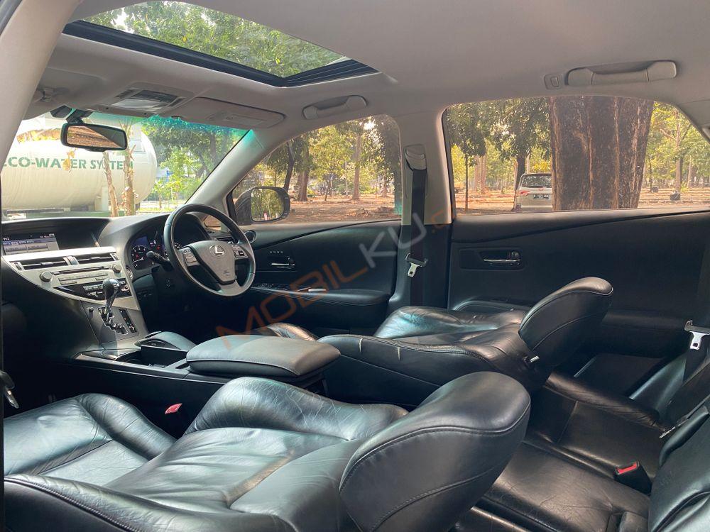 Mobil Lexus RX 2011