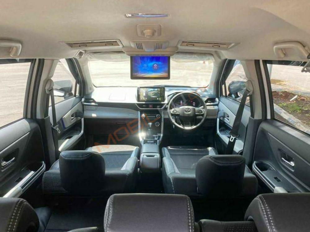 Mobil Toyota Veloz 2022