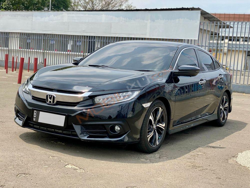 Mobil Honda Civic Sedan 2017