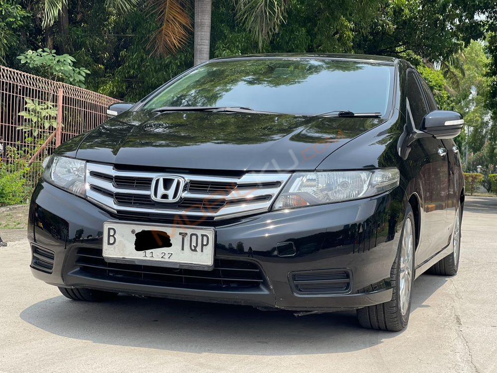 Mobil Honda City Sedan 2012