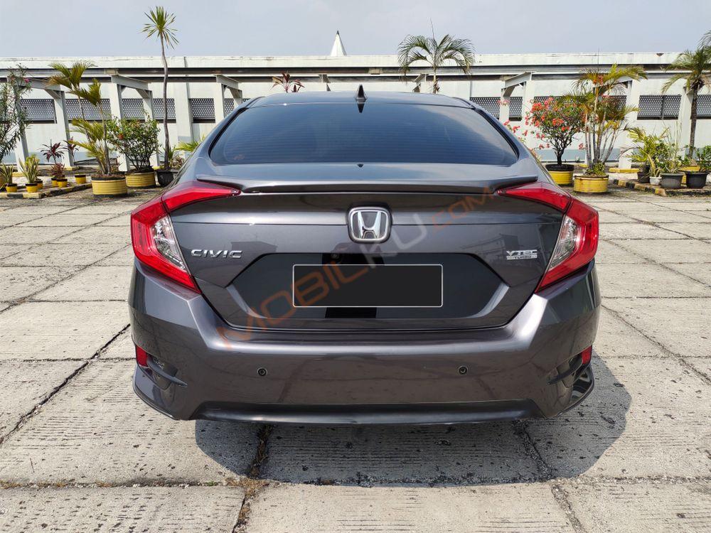 Mobil Honda Civic Sedan 2017