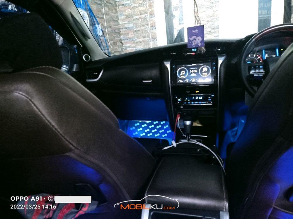 Mobil Toyota Fortuner 2019