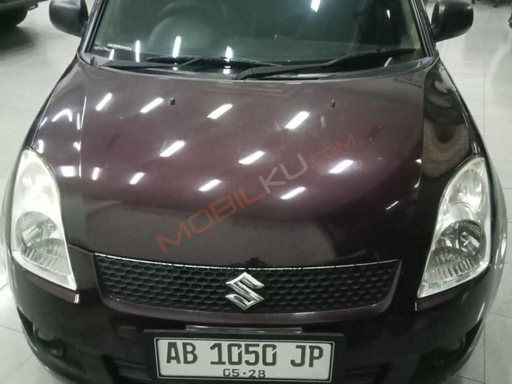 Mobil Suzuki Swift 2011