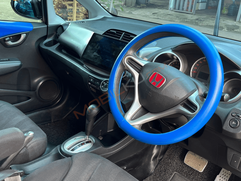 Mobil Honda Jazz 2009