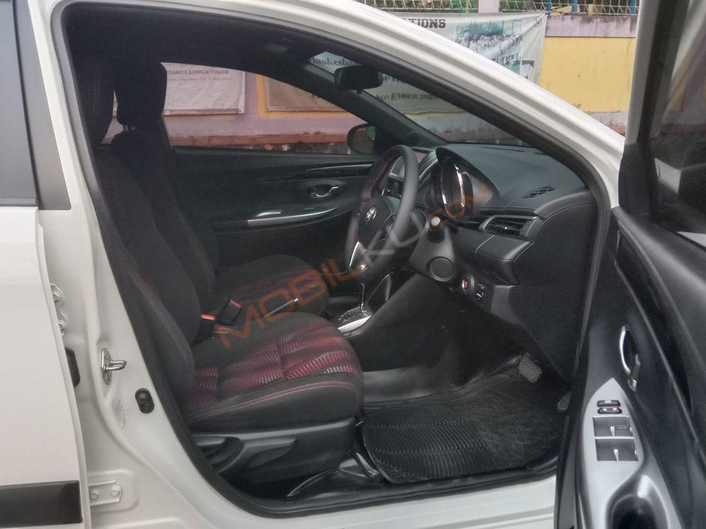 Mobil Toyota Yaris 2021