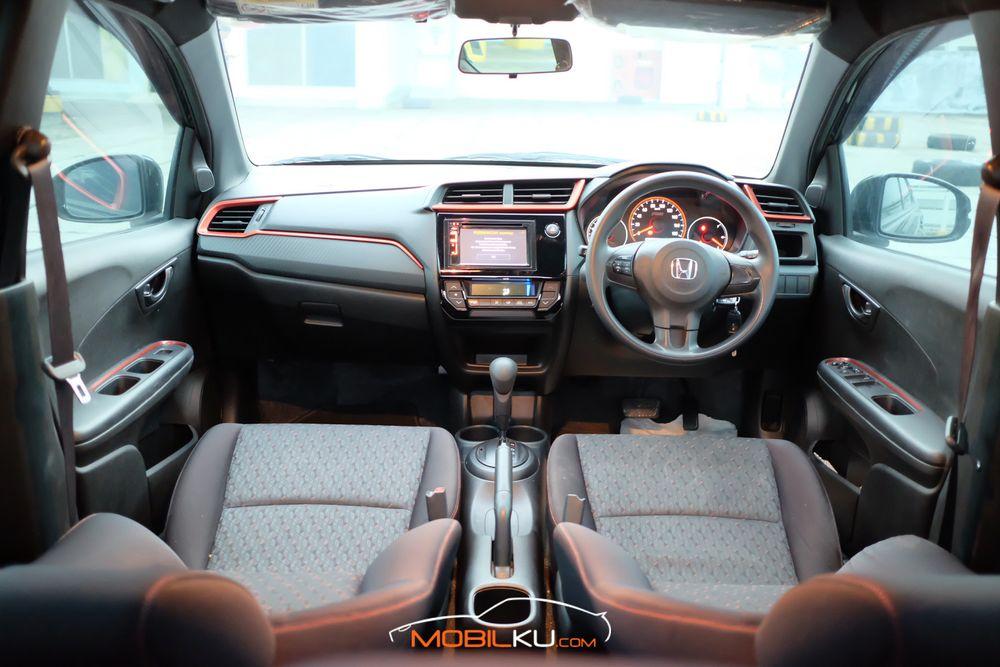 Mobil Honda Brio 2019