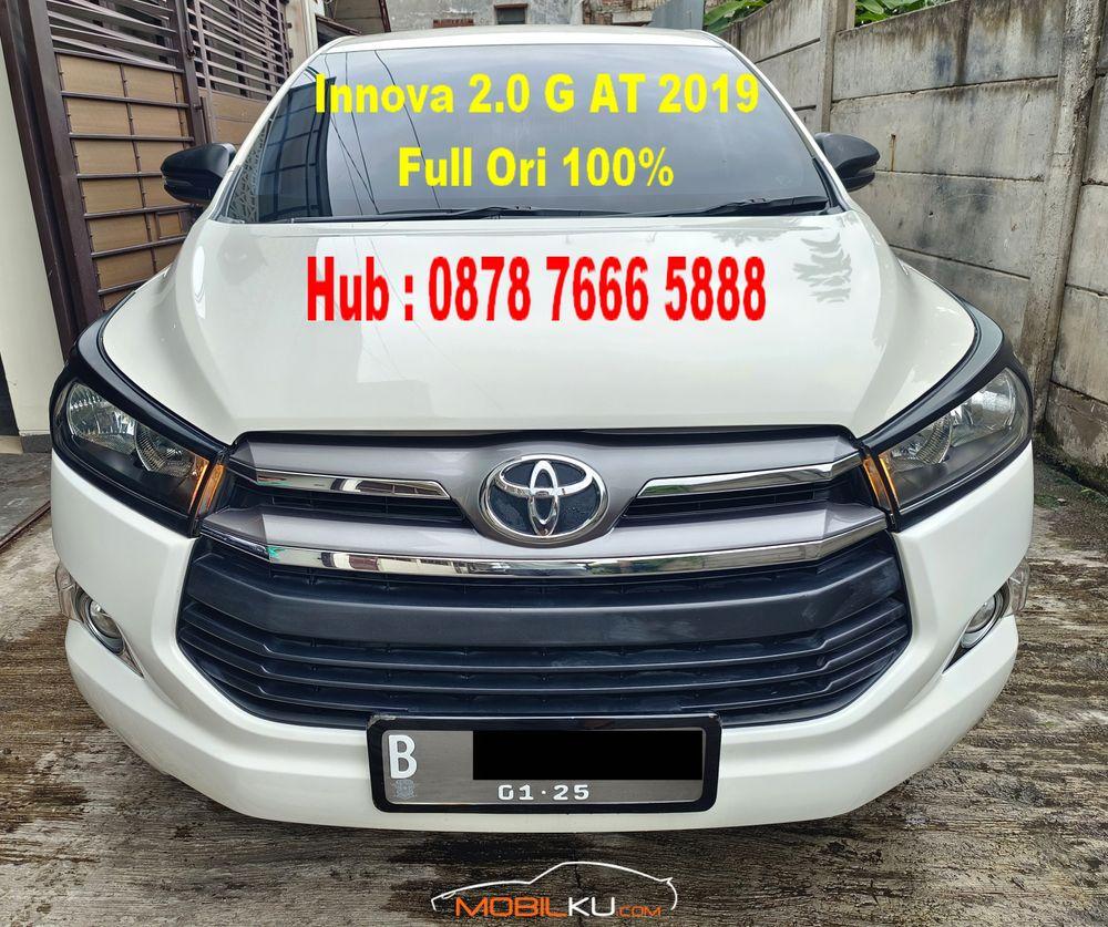 Mobil Toyota Kijang Innova 2019
