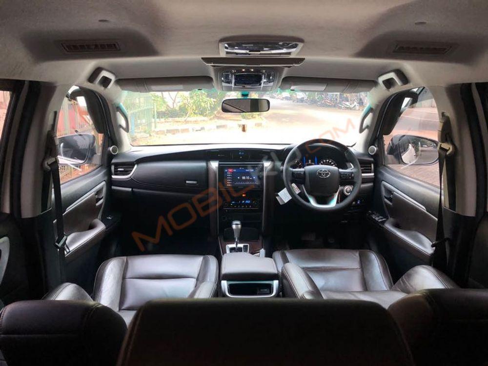 Mobil Toyota Fortuner 2016